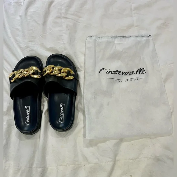 L’intervalle Slides 🖤💛 - Picture 5 of 7